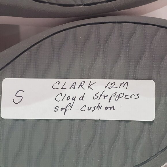 CLARKS Cloud Steppers Womens Sandal Sz 12/44 Gray Stretch Strap Sling Back - Picture 10 of 10